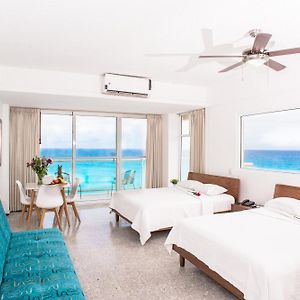 Amazing Oceanviews Beachfrt Condo Walk To Eat, Drink, Play